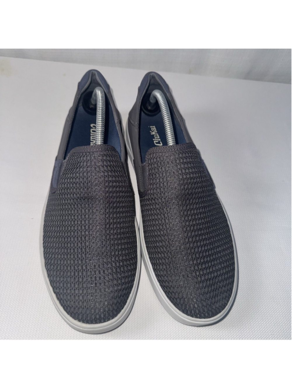 OluKai LAE'AHI Slip-on Sneaker Mens Size 10.5 Gray Drop in Heels Comfort Shoes
